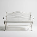 Biała dwuosobowa ławka ogrodowa z odlewanego aluminium, faliste oparcie, 130 x 60 x 90 cm